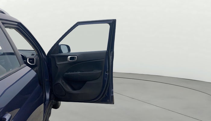 2020 Hyundai VENUE SX 1.4 CRDI, Diesel, Manual, 94,599 km, RHS Front Door