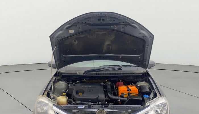 2013 Toyota Etios VD, Diesel, Manual, 72,619 km, Open Bonet