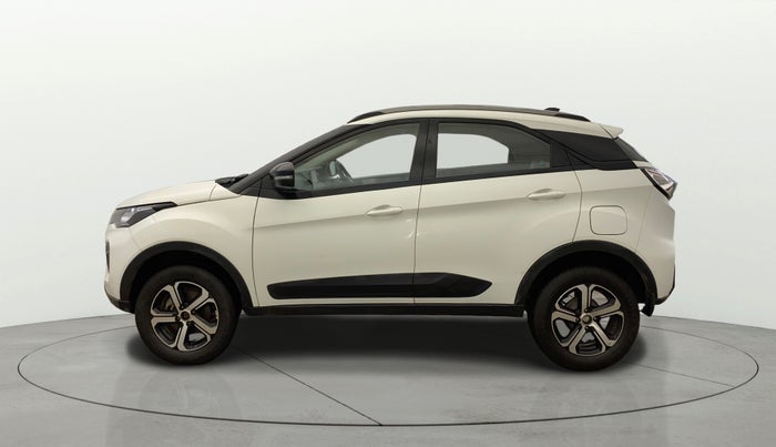2022 Tata NEXON XZA PLUS (PREMIUM) PETROL, Petrol, Automatic, 43,680 km, Left Side
