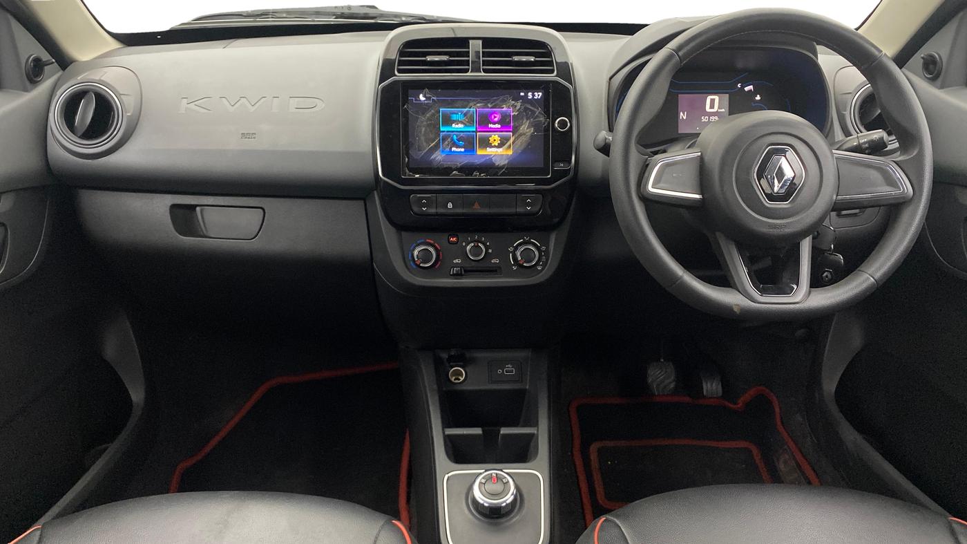 2020 Renault Kwid RXT 1.0 AMT (O), Petrol, Automatic, 50,196 km, Dashboard