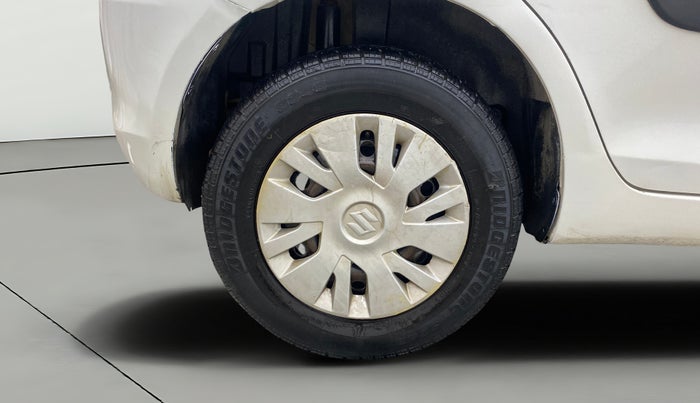 2013 Maruti Swift VDI, Diesel, Manual, 1,49,912 km, Right Rear Wheel