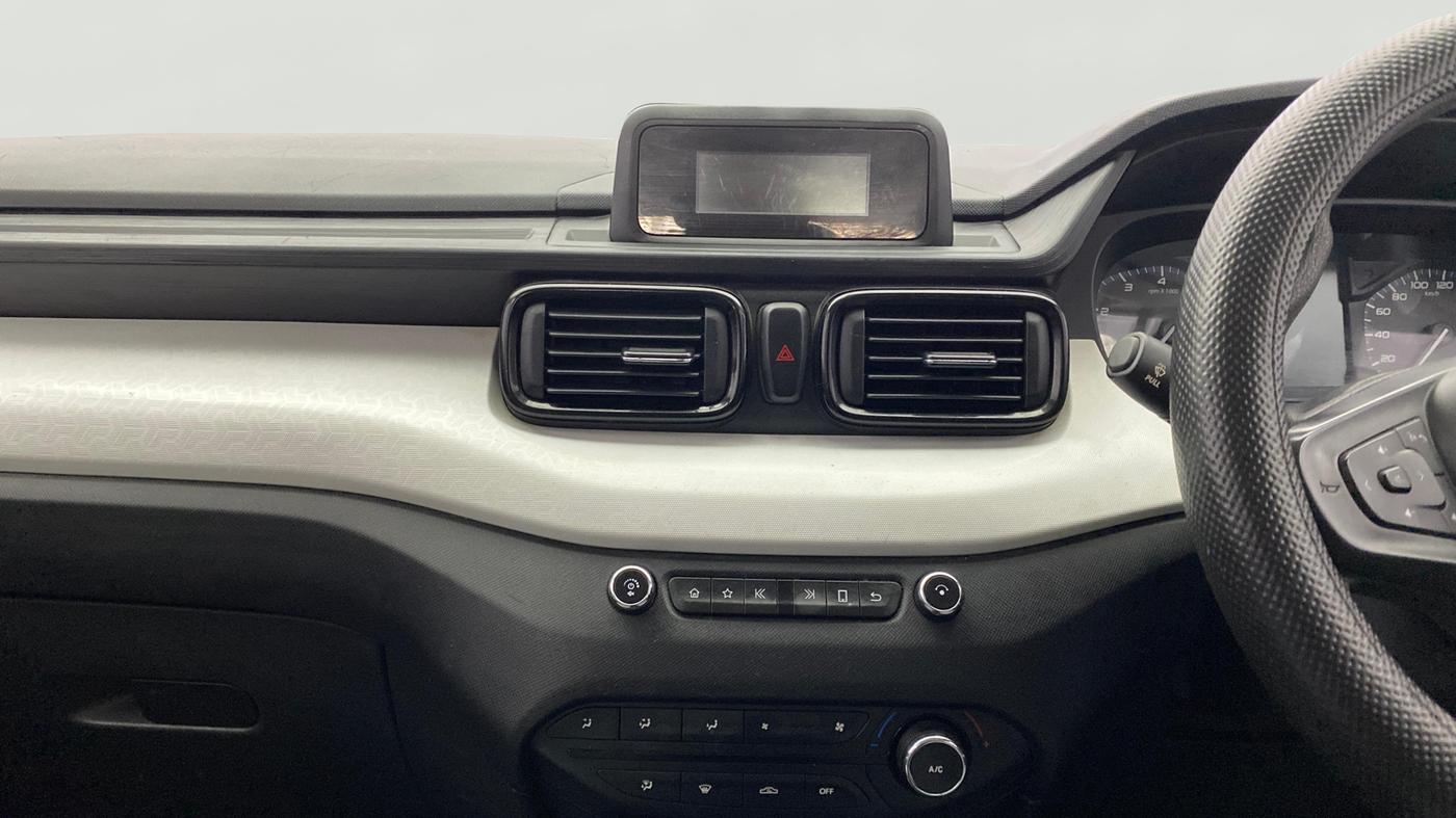 2022 Tata PUNCH PURE MT, Petrol, Manual, 72,712 km, Air Conditioner
