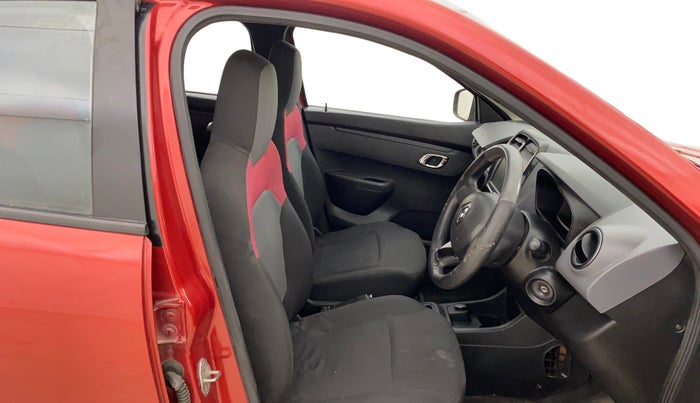 2018 Renault Kwid RXT 1.0 AMT (O), Petrol, Automatic, 43,281 km, Right Side Front Door Cabin