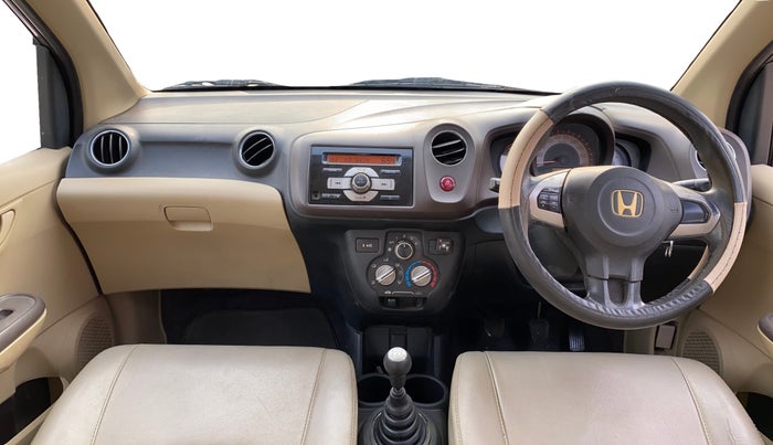 2013 Honda Brio S MT, CNG, Manual, 90,978 km, Dashboard