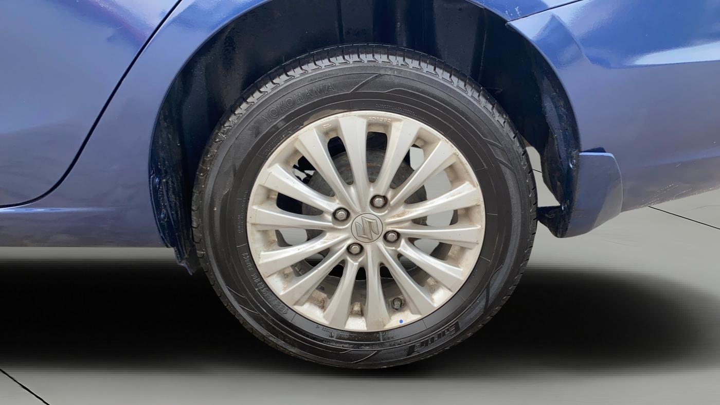 2018 Maruti Ciaz DELTA 1.5 SHVS MT PETROL, Petrol, Manual, 1,40,421 km, Left Rear Wheel