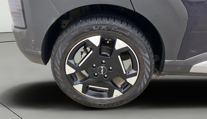 2025 KIA SYROS HTX Plus (O) 1.5 Diesel 6AT, Diesel, Automatic, 4,835 km, Right Rear Wheel