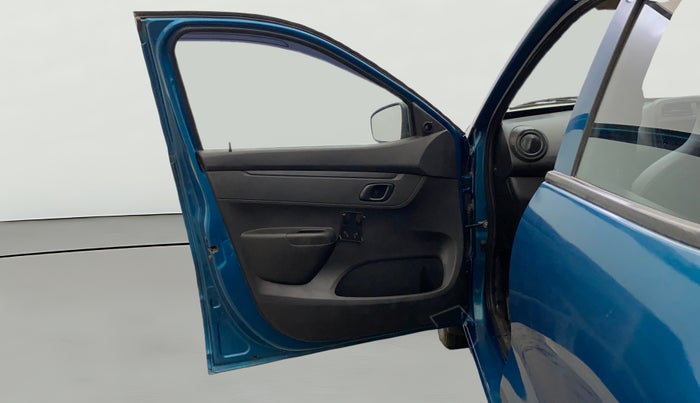 2020 Renault Kwid RXL, Petrol, Manual, 60,120 km, LHS Front Door