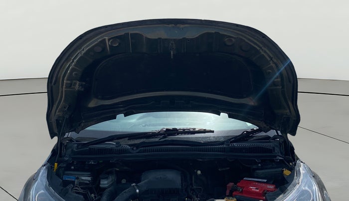 2021 Tata NEXON XZ PETROL, Petrol, Manual, 76,618 km, Open Bonet