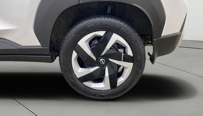 2025 Nissan MAGNITE Acenta B4D 1.0 Petrol MT, Petrol, Manual, 15,265 km, Left Rear Wheel