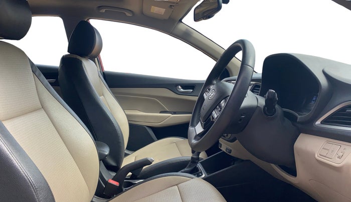 2018 Hyundai Verna 1.6 VTVT SX (O) AT, Petrol, Automatic, 96,462 km, Right Side Front Door Cabin