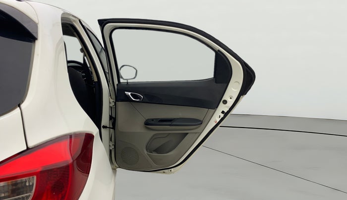 2016 Tata Tiago XZ PETROL, Petrol, Manual, 52,258 km, RHS Rear Door