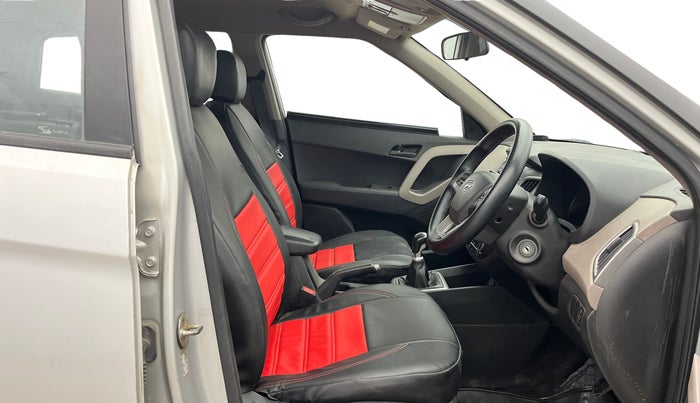 2017 Hyundai Creta E PLUS 1.6 PETROL, Petrol, Manual, 95,454 km, Right Side Front Door Cabin