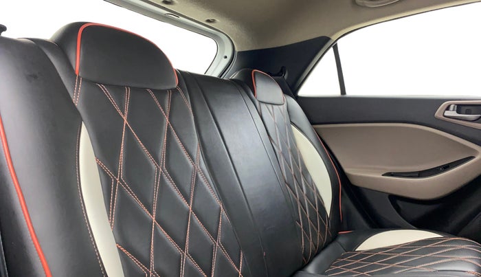 2019 Hyundai Elite i20 SPORTZ PLUS  1.2 CVT, Petrol, Automatic, 15,168 km, Right Side Rear Door Cabin