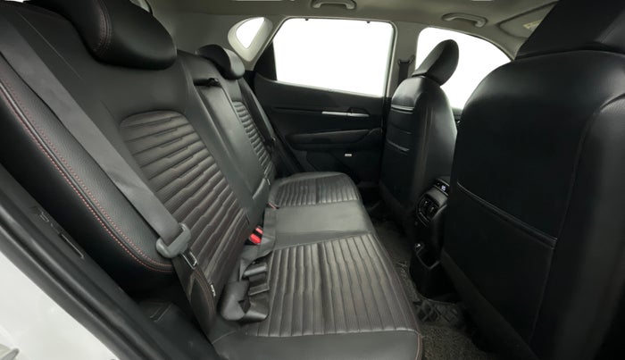 2021 KIA SONET GTX PLUS 1.5 AT, Diesel, Automatic, 99,514 km, Right Side Rear Door Cabin