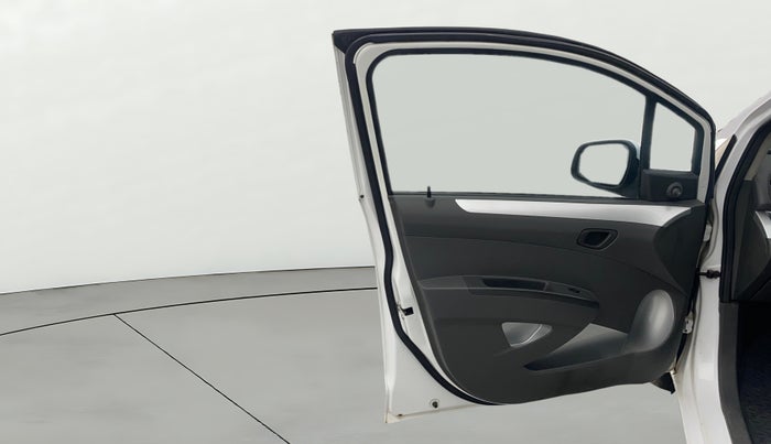 2014 Chevrolet Beat LT PETROL, Petrol, Manual, 52,860 km, LHS Front Door