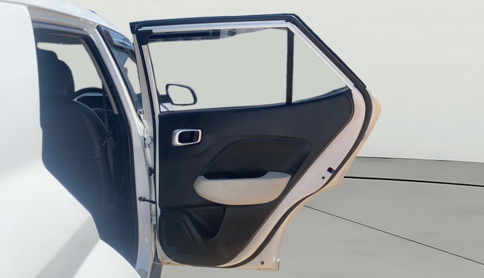 2023 Hyundai VENUE S 1.2, Petrol, Manual, 27,658 km, RHS Rear Door