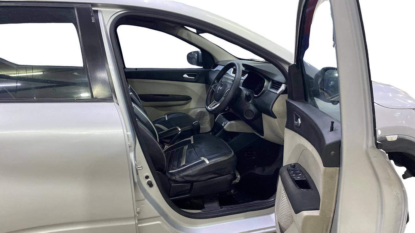 2020 Renault TRIBER RXZ AMT, Petrol, Automatic, 63,300 km, Right Side Front Door Cabin