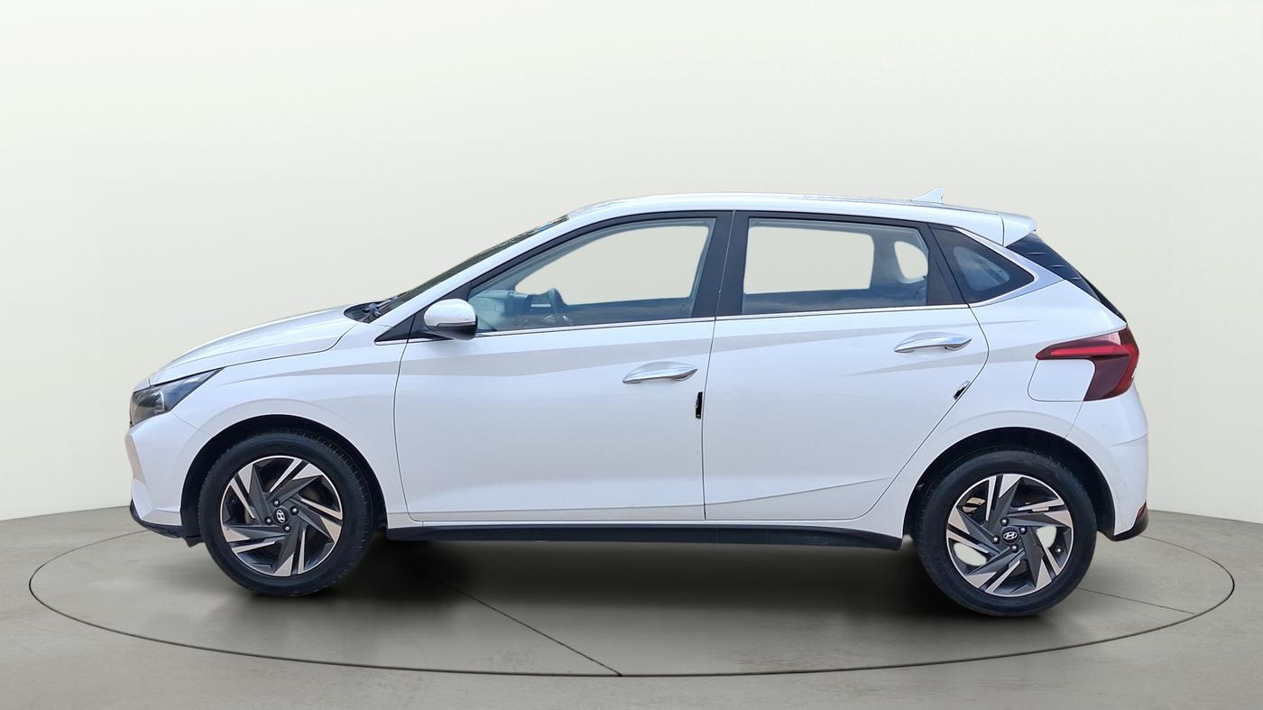 2021 Hyundai NEW I20 ASTA 1.2 MT, Petrol, Manual, 1,05,761 km, Left Side