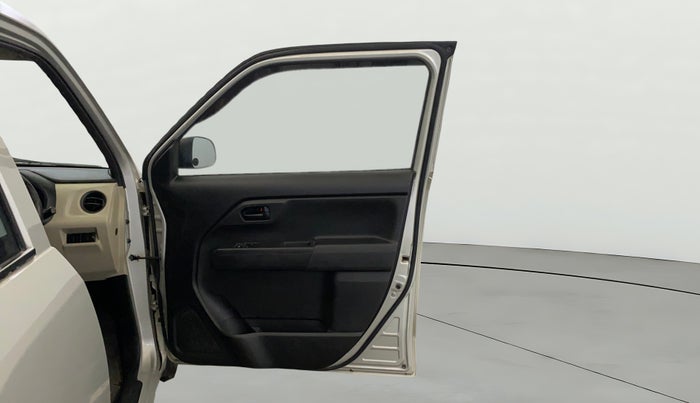 2020 Maruti New Wagon-R LXI (O) 1.0, Petrol, Manual, 57,495 km, RHS Front Door