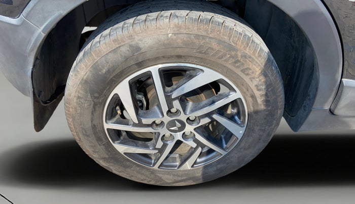2023 Mahindra XUV300 W8 (O) 1.2 PETROL, Petrol, Manual, 13,938 km, Right Rear Wheel