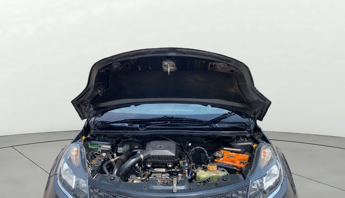 2019 Tata NEXON XM PETROL, Petrol, Manual, 63,534 km, Open Bonet