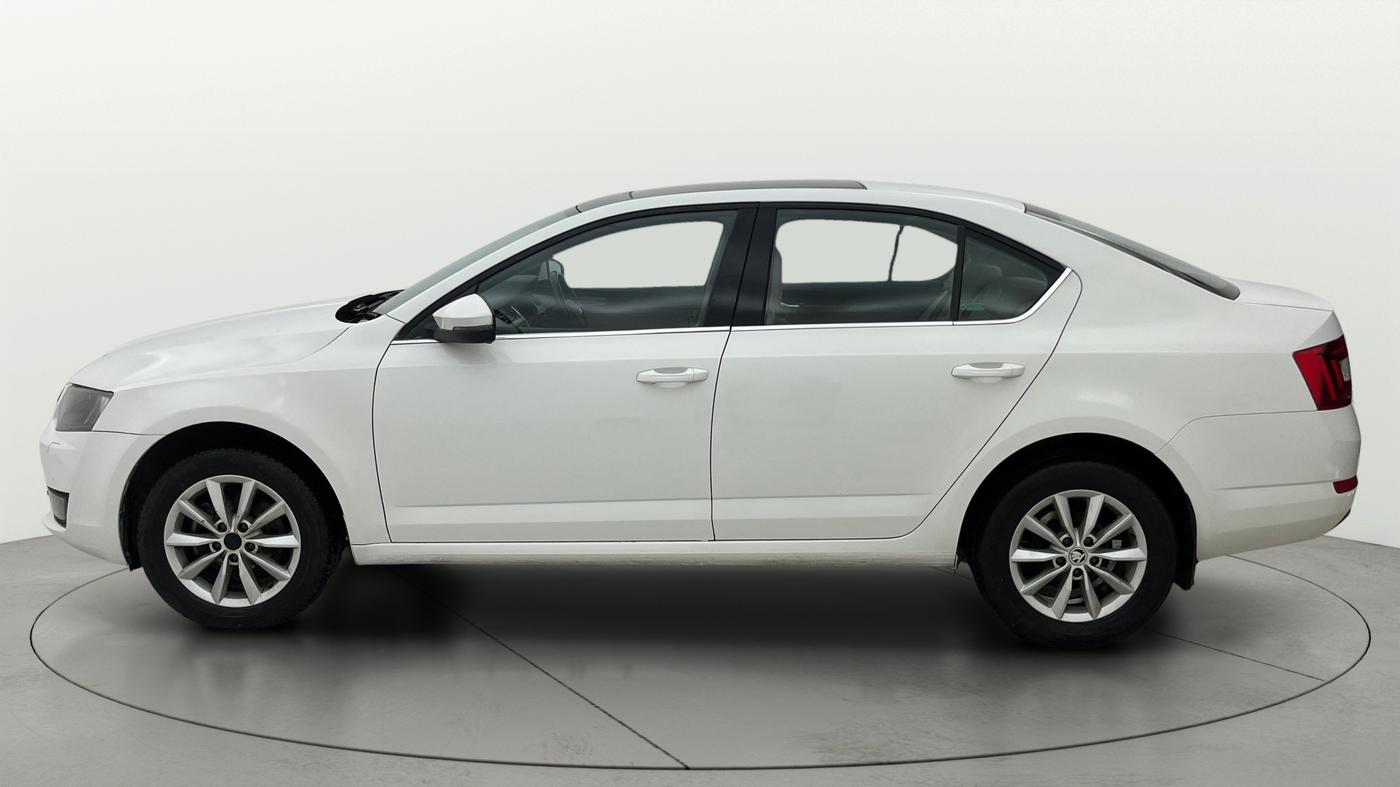 2014 Skoda Octavia ELEGANCE 2.0 TDI AT, Diesel, Automatic, 79,605 km, Left Side