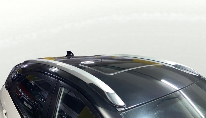 2024 Tata NEXON FEARLESS + SUNROOF AMT DUAL TONE 1.5 DIESEL, Diesel, Automatic, 39,493 km, Roof