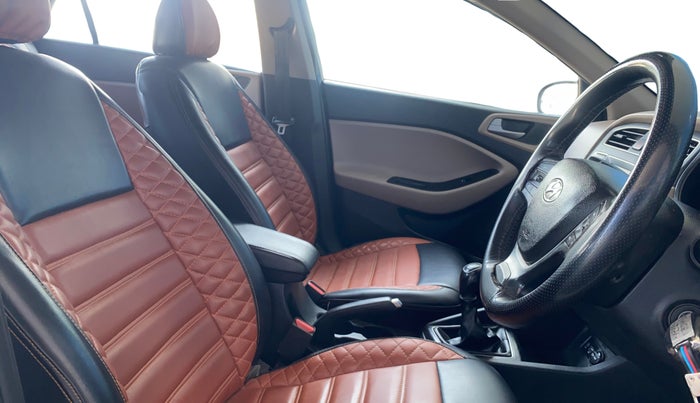 2019 Hyundai Elite i20 MAGNA PLUS 1.2, Petrol, Manual, 83,244 km, Right Side Front Door Cabin