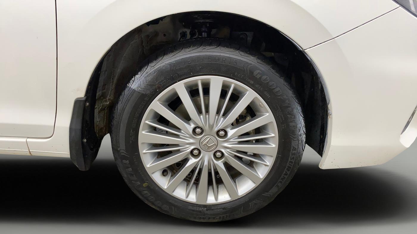 2021 Honda City 1.5L I-VTEC V MT 5TH GEN, CNG, Manual, 44,688 km, Right Front Wheel