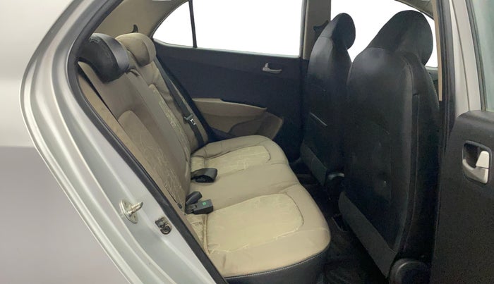 2015 Hyundai Xcent S 1.2, Petrol, Manual, 1,00,905 km, Right Side Rear Door Cabin