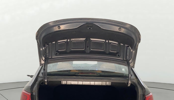 2018 Hyundai Verna 1.6 SX (O) CRDI MT, Diesel, Manual, 1,34,560 km, Boot Door Open