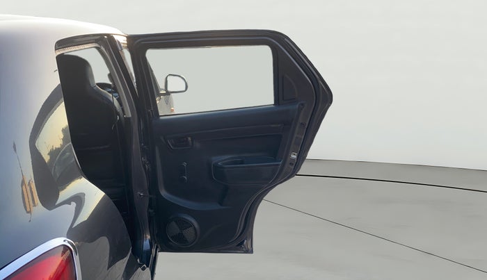 2019 Maruti S PRESSO VXI, CNG, Manual, 88,283 km, RHS Rear Door