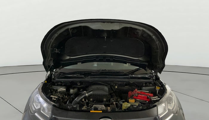 2022 Tata NEXON XM PETROL, Petrol, Manual, 66,020 km, Open Bonet