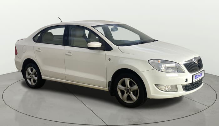 2014 Skoda Rapid AMBITION 1.6 MPI AT PLUS, Petrol, Automatic, 50,835 km, Right Front Diagonal