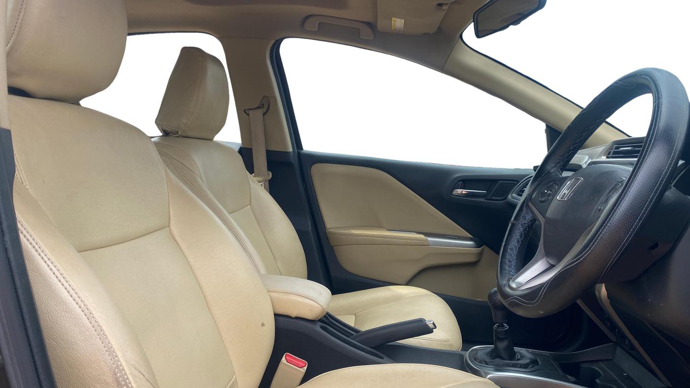 2015 Honda City 1.5L I-VTEC VX, Petrol, Manual, 1,19,166 km, Right Side Front Door Cabin
