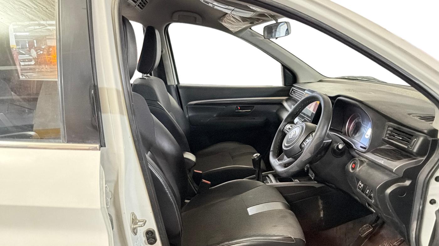 2023 Maruti XL6 ZETA CNG, CNG, Manual, 48,374 km, Right Side Front Door Cabin