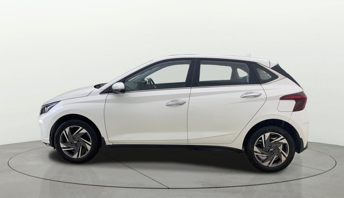 2022 Hyundai NEW I20 ASTA (O) 1.2 AT, Petrol, Automatic, 11,797 km, Left Side