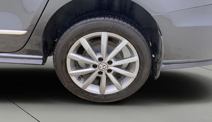 2022 Volkswagen Vento HIGHLINE PLUS 1.0L TSI AT, Petrol, Automatic, 79,093 km, Left Rear Wheel