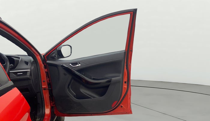 2023 Tata NEXON FEARLESS + S P MT, Petrol, Manual, 21,169 km, RHS Front Door