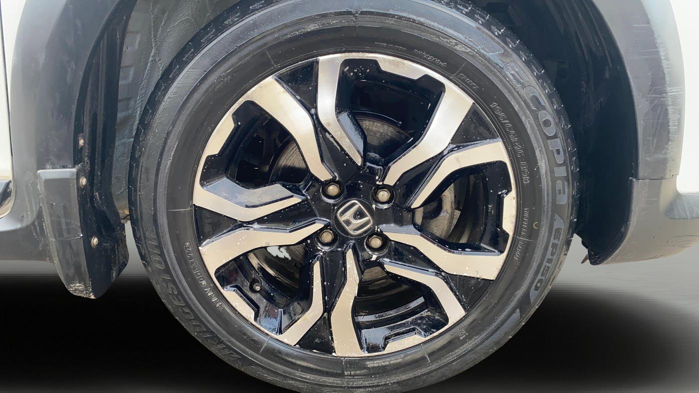 2022 Honda WR-V 1.2L I-VTEC VX MT, Petrol, Manual, 27,184 km, Right Front Wheel