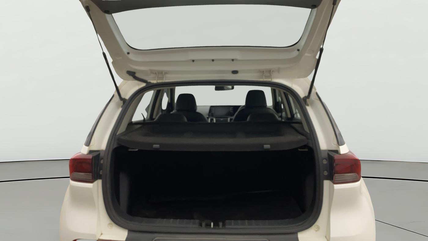 2021 KIA SONET HTK PLUS 1.5 AT, Diesel, Automatic, 83,760 km, Boot Open Zoomed View