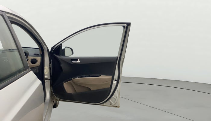 2017 Hyundai Xcent SX 1.2, Petrol, Manual, 89,335 km, RHS Front Door