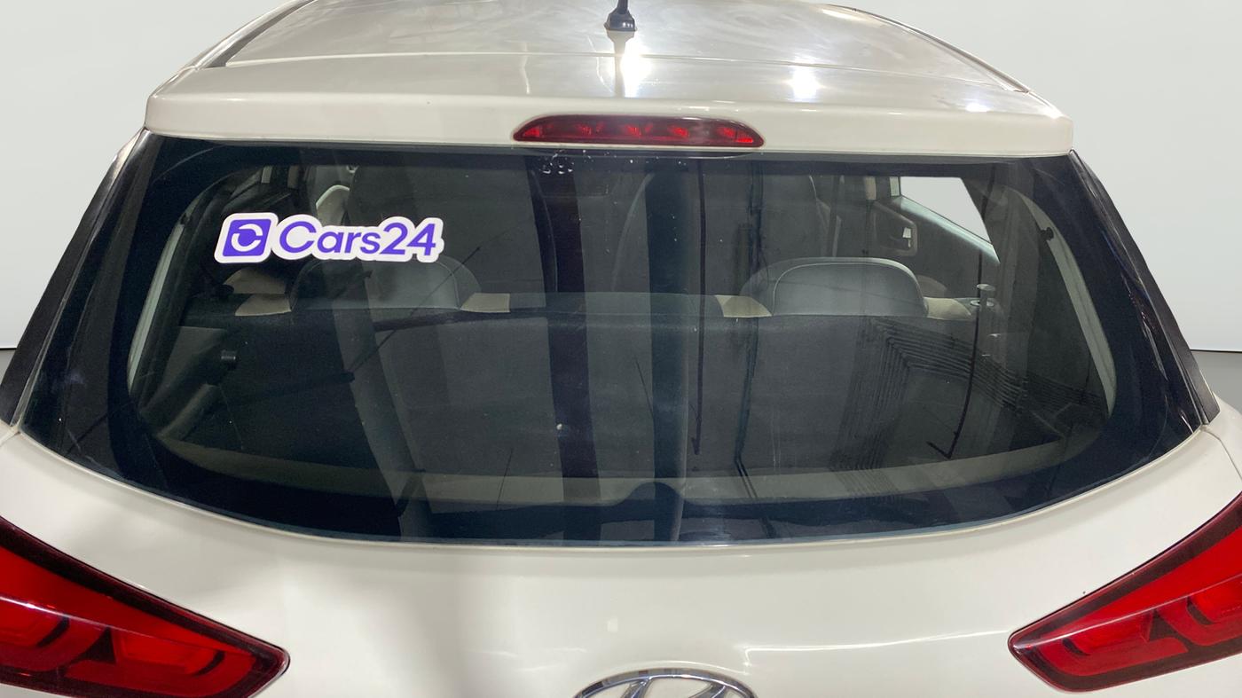 2015 Hyundai Elite i20 ERA 1.2, Petrol, Manual, 60,370 km, Rear Windshield