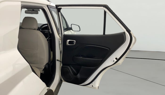 2020 Hyundai VENUE SX 1.0 TURBO, Petrol, Manual, 26,532 km, RHS Rear Door