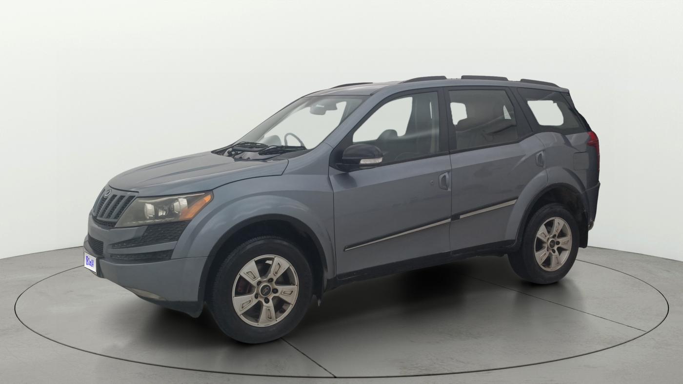 2014 Mahindra XUV500 W8, Diesel, Manual, 92,798 km, Left Front Diagonal