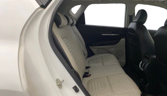 2023 KIA SONET HTX PLUS 1.5 DIESEL IMT , Diesel, Manual, 69,758 km, Right Side Rear Door Cabin