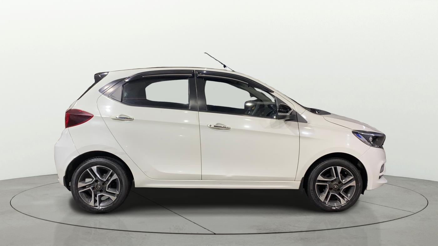 2022 Tata Tiago XZ PLUS PETROL, Petrol, Manual, 14,948 km, Right Side View
