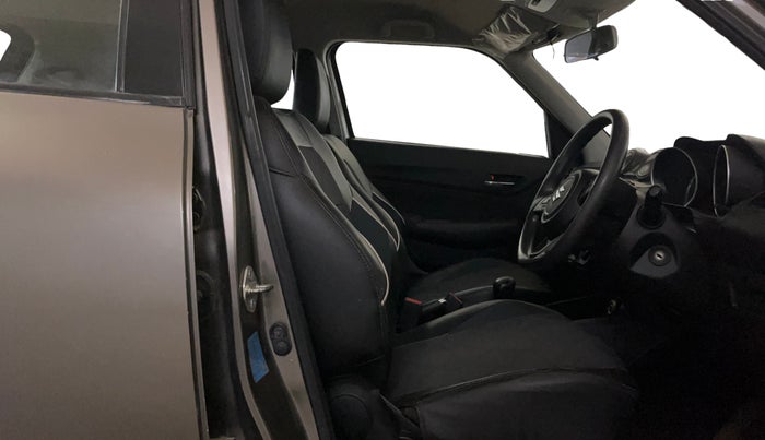 2020 Maruti Swift VXI AMT, Petrol, Automatic, 51,248 km, Right Side Front Door Cabin