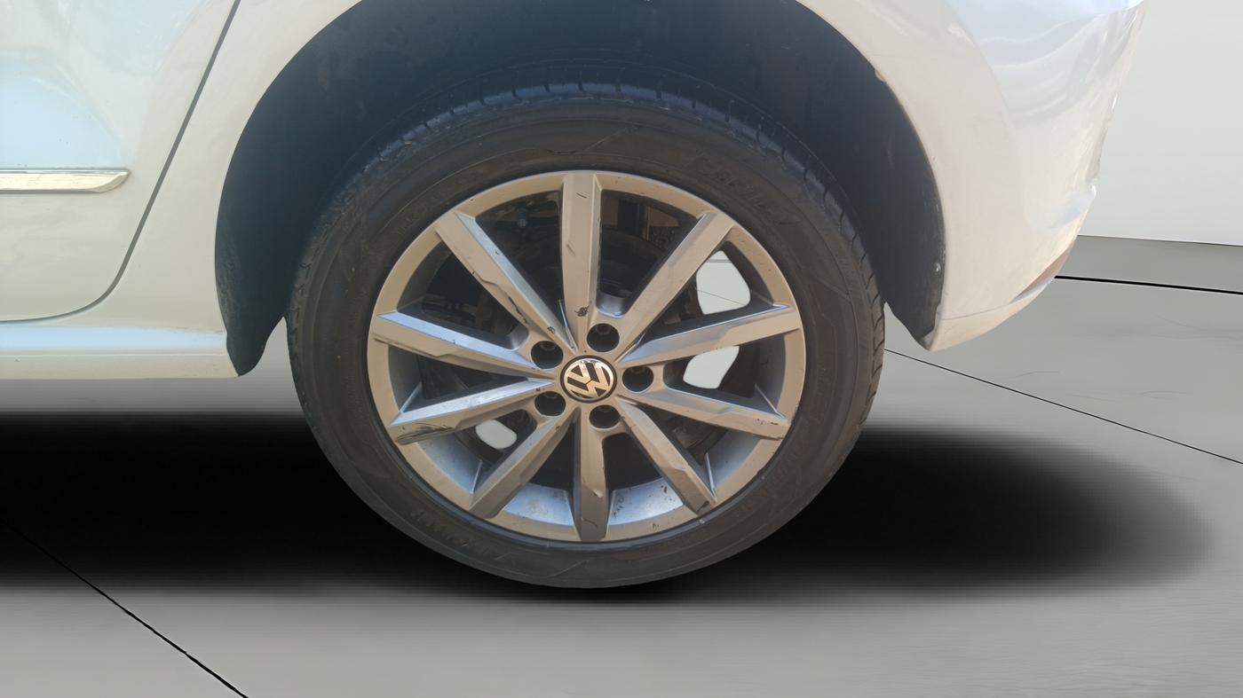 2019 Volkswagen Polo HIGHLINE PLUS 1.5 16 ALLOY, Diesel, Manual, 91,371 km, Left Rear Wheel