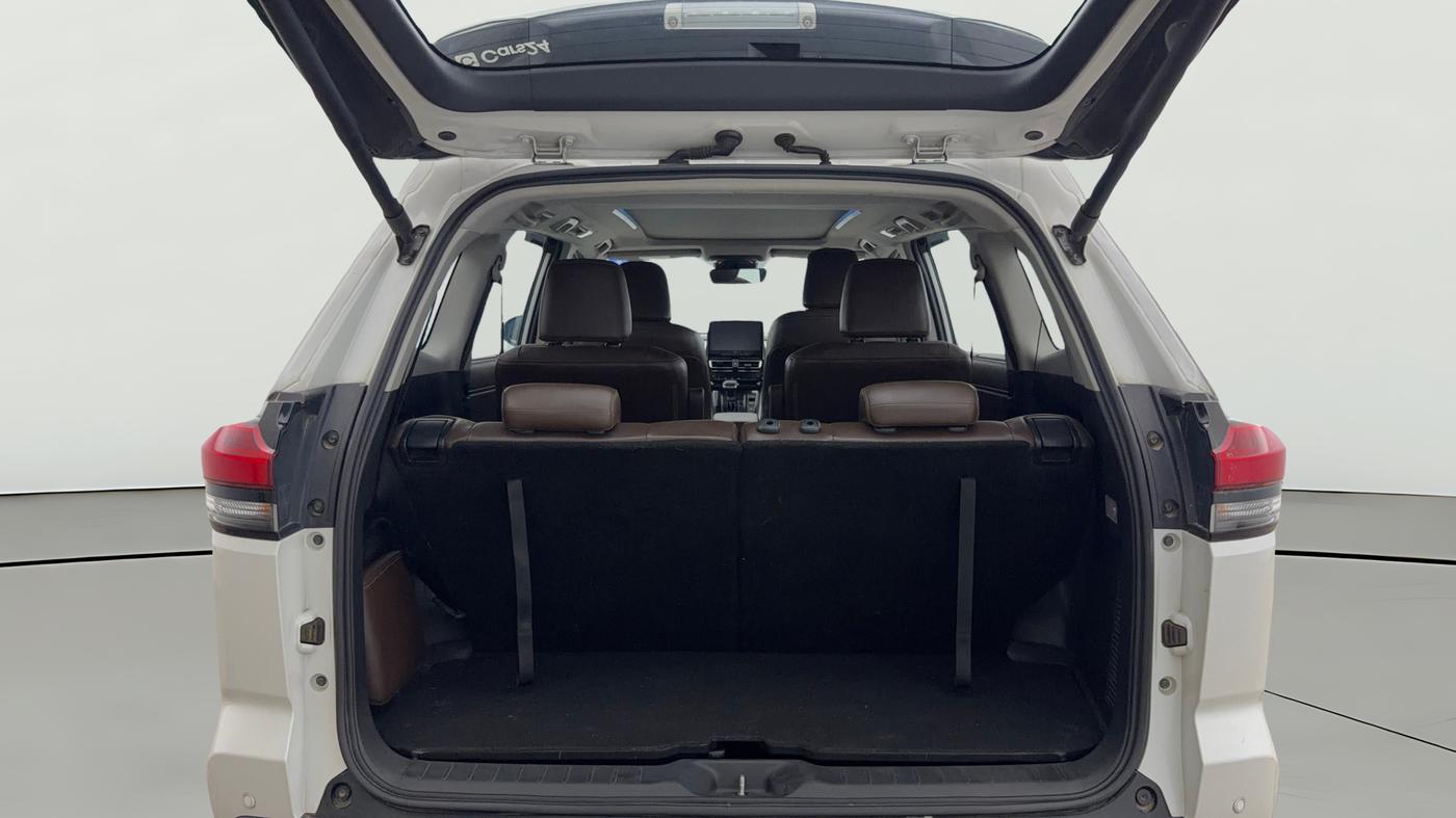 2024 Toyota INNOVA HYCROSS ZX HYBRID 7 STR, Hybrid, Automatic, 24,109 km, Boot Open Zoomed View